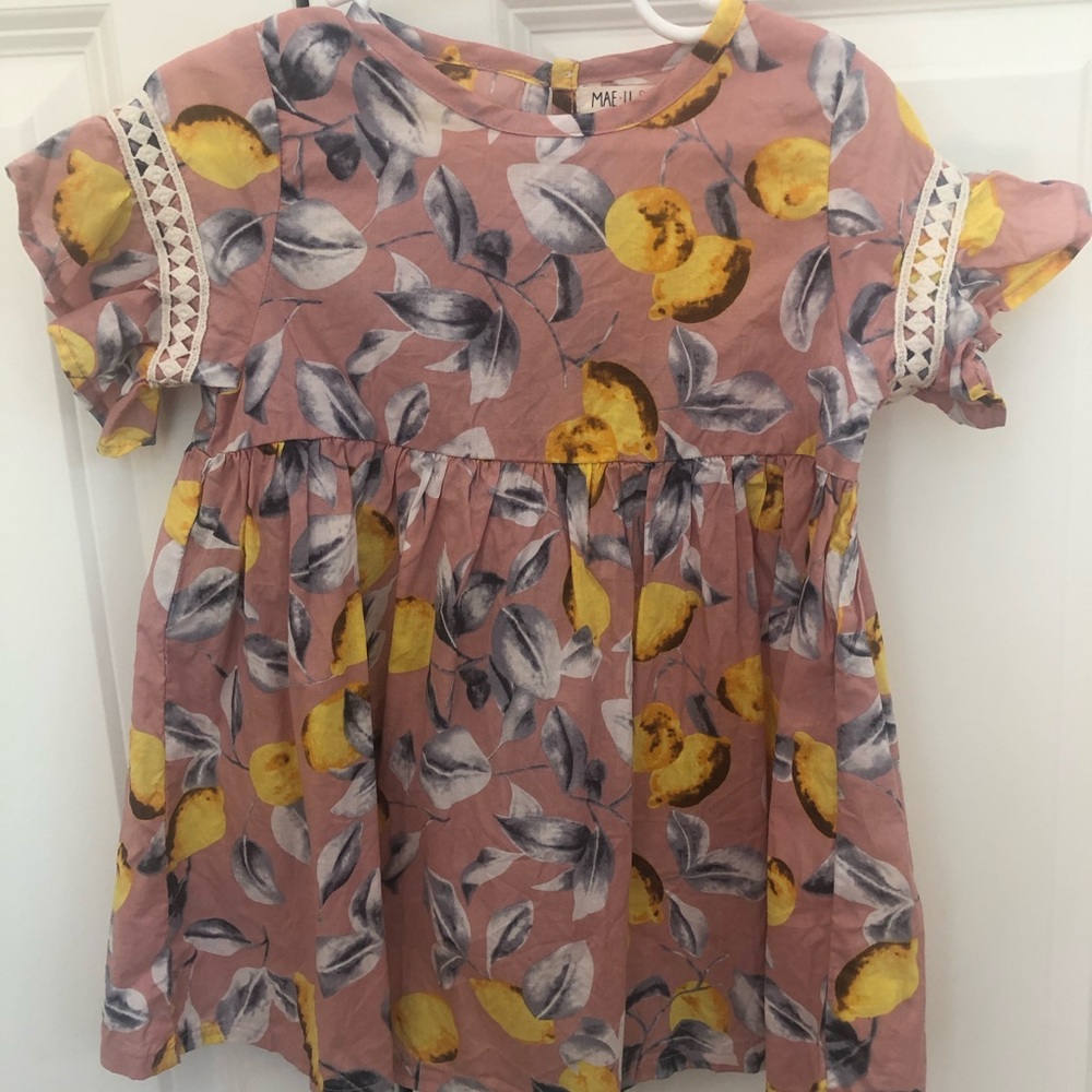 Girls flutter sleeve top 4T